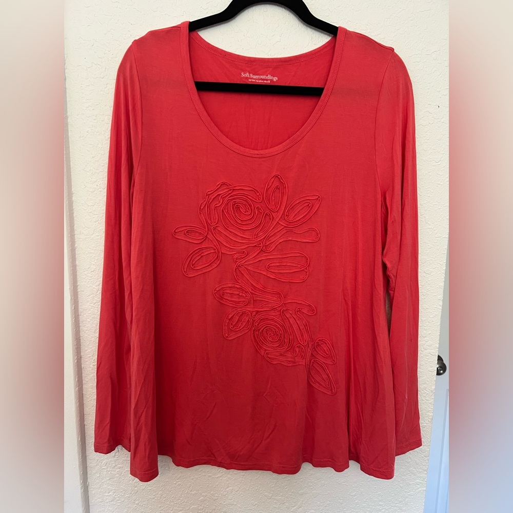 Soft Surroundings Floral 3D Applique Long Sleeve Melon Tunic Top